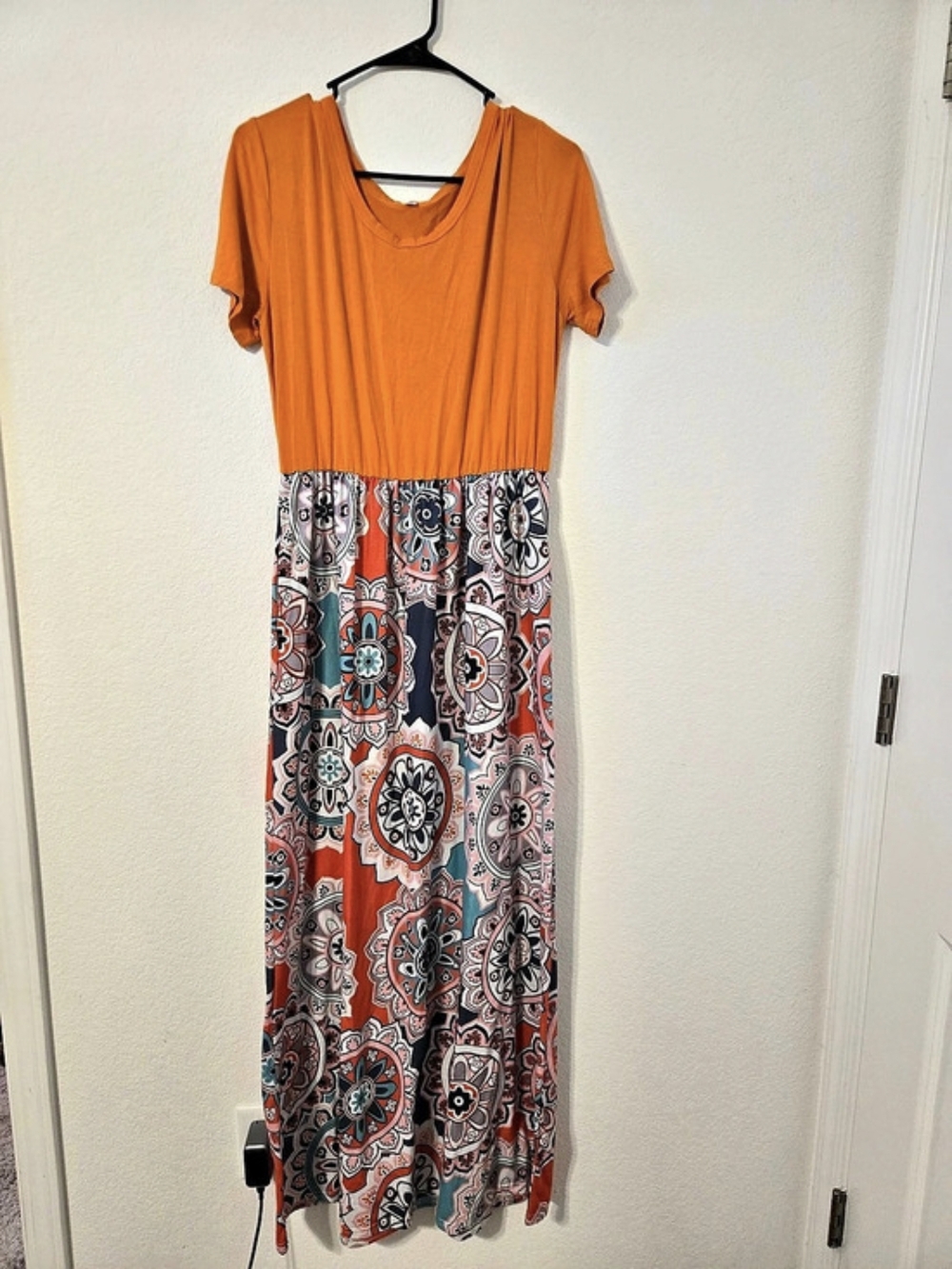 Maternity Paisley Maxi Dress in Orange Size XL Like New